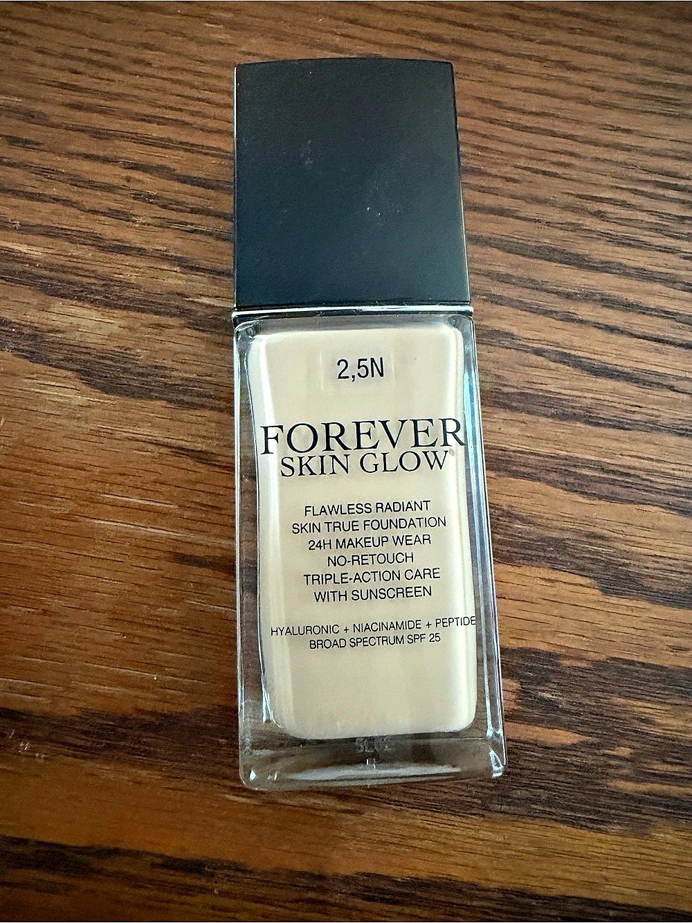 Dior Forever Skin Glow 2.5N Beige NWT